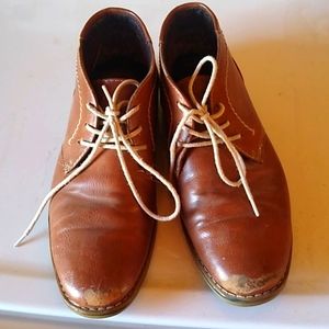 George Memory Foam Shoes Size 9